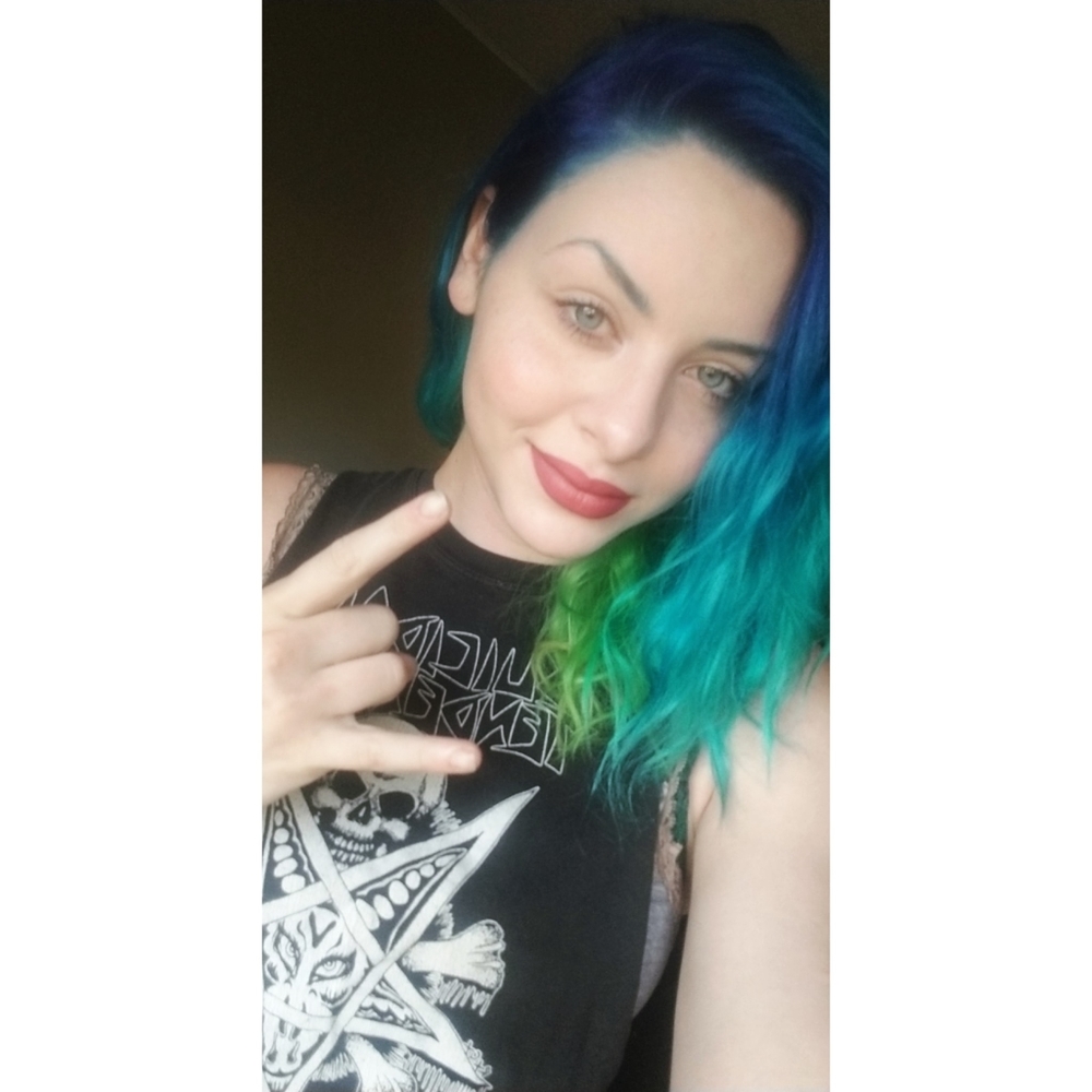 Meet your Posher, Sierra